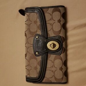 Coach Signature Legacy Slim Brown  Envelope Wallet